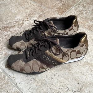 Coach Brown Shoes Sz 7